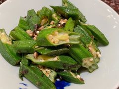 干菜肉末炒秋葵-新白鹿餐厅(爱琴海购物中心店)