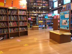 -外研书店(北京外国语大学西校区北外国际大厦店)