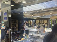 -黄益静眼镜行