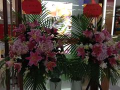 -白玉兰食品(中山公园龙之梦店)