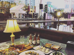 -皇玺·云汀花园餐厅(振华商厦店)