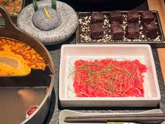 -三出山火锅(南京万象天地店)