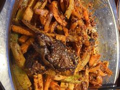 -嘎嘎鸭下巴·爆辣干锅(明教寺店)