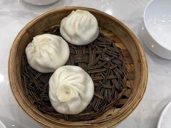 -老西白点心店