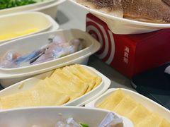 -海底捞火锅(漕宝路店)