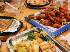 -老东镇啤酒屋海鲜加工·蒸汽海鲜·海鲜烧烤(台东店)