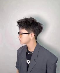 -朗峰专业美发沙龙