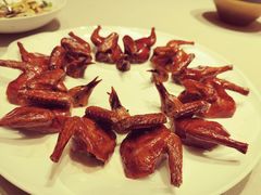 脆皮妙龄鸽-新荣记(新源南路店)