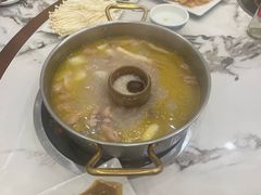 -朴小妹人参鸡汤火锅(长白山万达店)