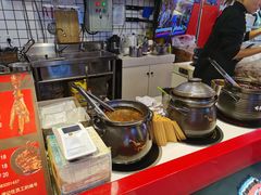 -八一路好吃街(雨田商务大厦店)