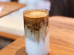 红豆沙拿铁-Line 咖啡(石厦花园店)