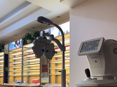 -优医视平价眼镜超市蔡司依视路折扣(小马厂店)