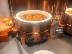 -牛YO寿喜烧·铁板烧和牛火锅自助(市府恒隆店)