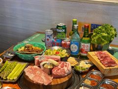 -唯成•韩国炭火烤肉 유성고기