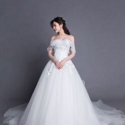 -予白婚纱礼服馆