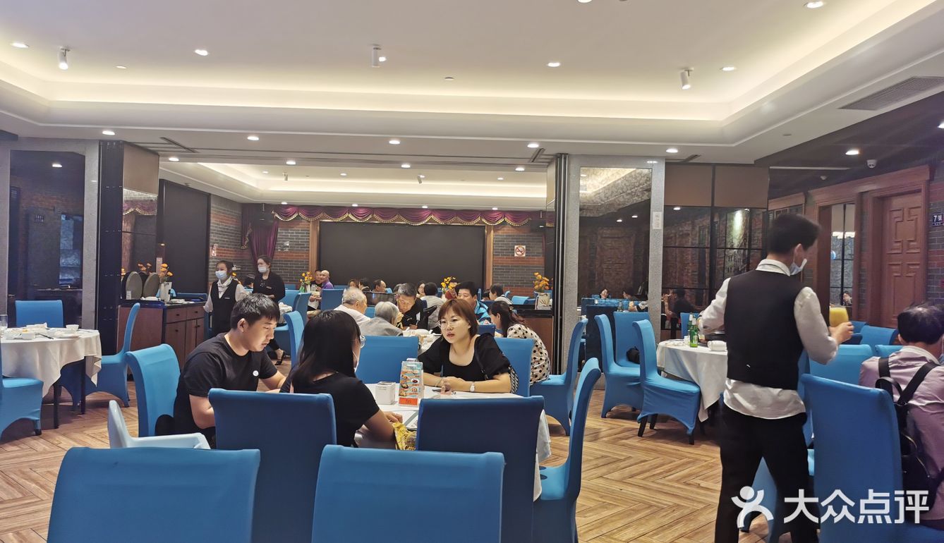 糟味拼盆上海人吃饭基本必点的，开胃菜