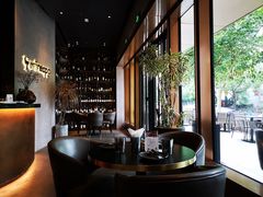 -wineapp葡萄酒餐吧(外滩金融中心店)