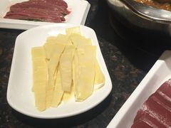 -小天鹅火锅·一线江景洪鼎旗舰店(洪崖洞店)