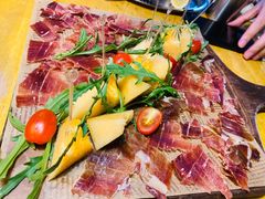 -囧吉香生蚝牛排馆(湖北路店)