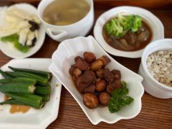 -大美母婴月子中心