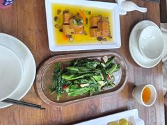 -隔壁老王·家常云南菜(皇冠店)