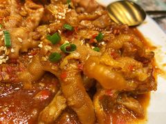 蒜香鸡脚-浩海火烧云傣家菜(京广店)