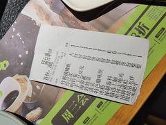 -洪氏嗨捞·广东猪肚鸡·椰子鸡火锅(西咸万象城店)