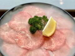 黑牛牛舌-明洞阿姨·韩式酱蟹烤肉·创意料理(三元桥店)