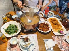 -黄泥岗·地道湖北菜(奥特莱斯店)