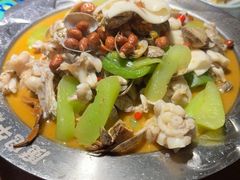 -魔鬼牛蛙小厨•烤鱼•龙虾(上马墩光华时代店)