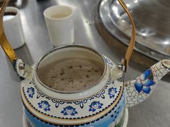 -粘豆包柴火铁锅炖