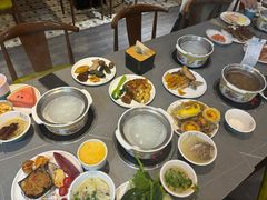 -遇上西雅图多融合海鲜自助餐厅(中房金谊广场店)