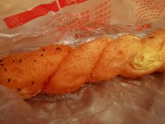 爆浆麻花-周记传统糕点PASTRY(蜀汉路店)