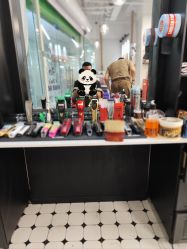 -老男孩男士理容馆·理发·烫染·修面