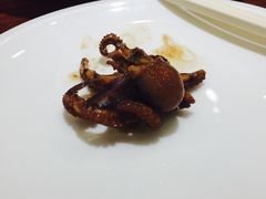 -赶海部落海鲜城(海阳路店)