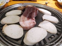-唯成•韩国炭火烤肉 유성고기