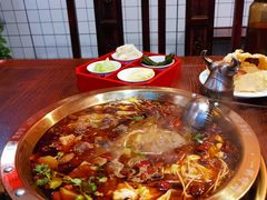 -受气牛肉·耙牛肉火锅(水晶郦城店)