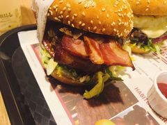 -The Habit Burger Grill 哈比特汉堡(复兴soho店)