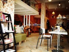 大堂-天平咖啡烘焙工坊(崇州店)