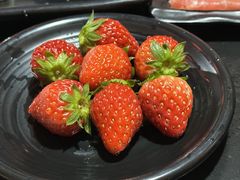 -果松木炭酸菜铜火锅·外婆参鸡汤