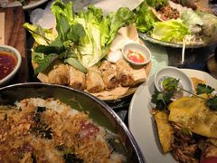 -大头虾越式风味餐厅(光明广场店)