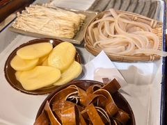 -周幺妹重庆老火锅(银泰城总店)