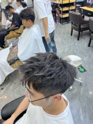 -藤野造型烫染·漂发