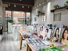 -零度眼镜·宝视友·蔡司依视路(吾悦花街店)