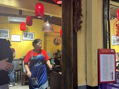 -富正毅三下锅·湘西韵味(天门山索道店)