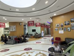 -雅悦齿科(顾村公园店)