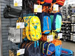 -迪卡侬(西华店)