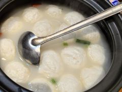 -魏铭鱼头捞饭(晋阳路店)