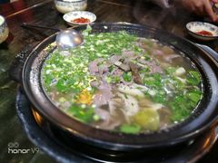-乐山食古香跷脚牛肉
