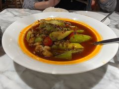 -渝信川菜 · 川味家常菜(财富购物中心店)